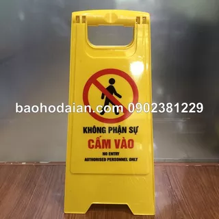 Bảng chữ A gấp gọn Không phận sự miễn vào