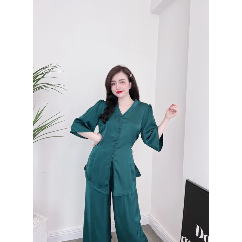 Bộ mặc nhà, đồ ngủ Pijama nữ lam cổ tim nút bọc vải dây nơ buộc lưng điều chỉnh dễ dàng. Size từ 40-65kg