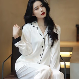 Bộ Đồ Ngủ Pijama Lụa LADY QUEEN Phối Ren Chữ Cao Cấp-M29