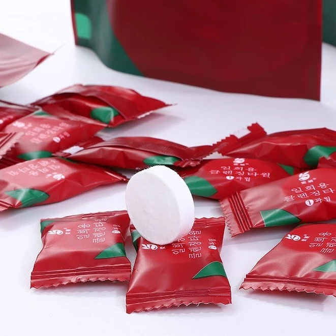 Sét 100 Khăn Mặt Nén Vỏ Đỏ Hàn Quốc Dùng 1 Lần Siêu Dai Tiện Lợi