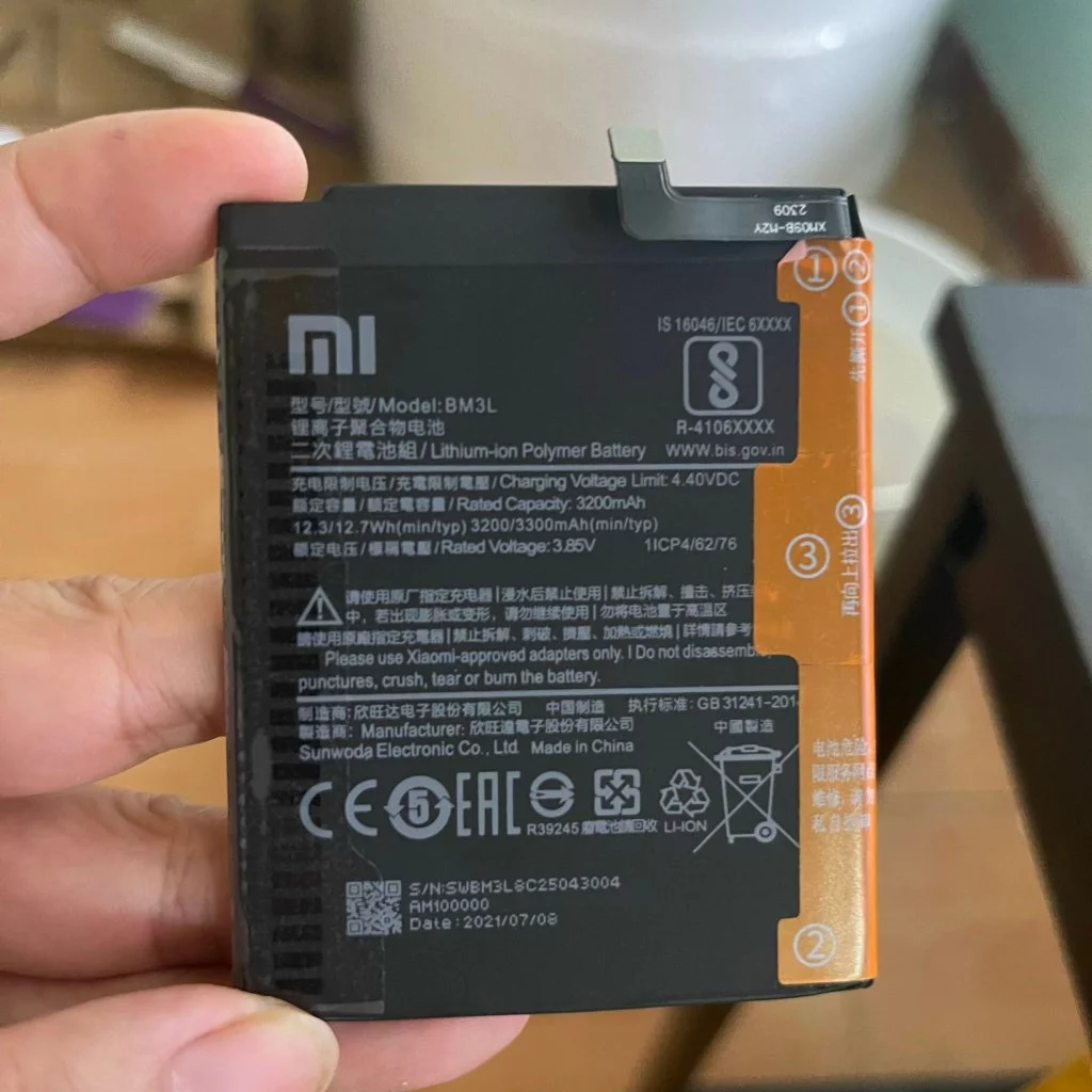 pin xiaomi MI 9 /BM3L zin dung lượng 3200 / 3300 mah