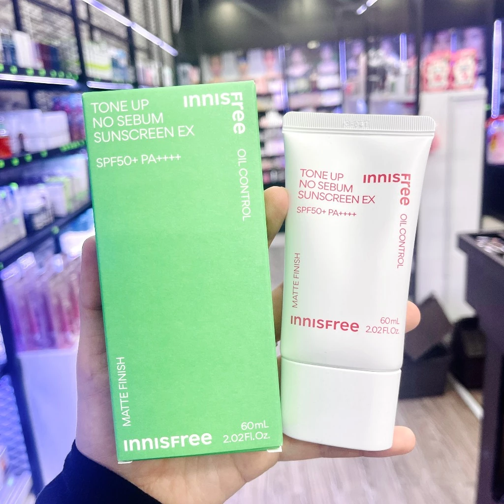 (Mẫu Mới) Kem Chống Nắng Innisfree Tone Up No Sebum Sunscreen SPF50 PA+++ (50ml)