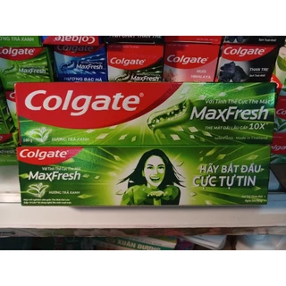 KEM ĐÁNH RĂNG COLGATE MAXFRESH hương trà xanh, hương bạc hà, tinh chất than tre 180G