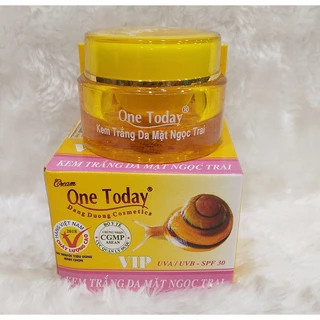 One Today Kem trắng da ngọc trai Vip 20g