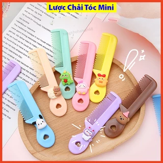 Lược Chải Tóc Mini Dành Cho Bé Gái Dễ Thương, Lược Bỏ Túi Thiết Kế Đơn Giản Tiện Lợi Họa Tiết Hoạt Hình