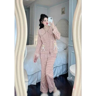 Bộ Pyjama đũi kẻ tuyết nhung Tay Dài Quần Dài cổ Sen Túi Gấu