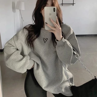 Áo sweater dài tay nỉ bông họa tiết logo trái tim trẻ trung - Phông suông cổ tròn trơn suông phong cách hàn quốc