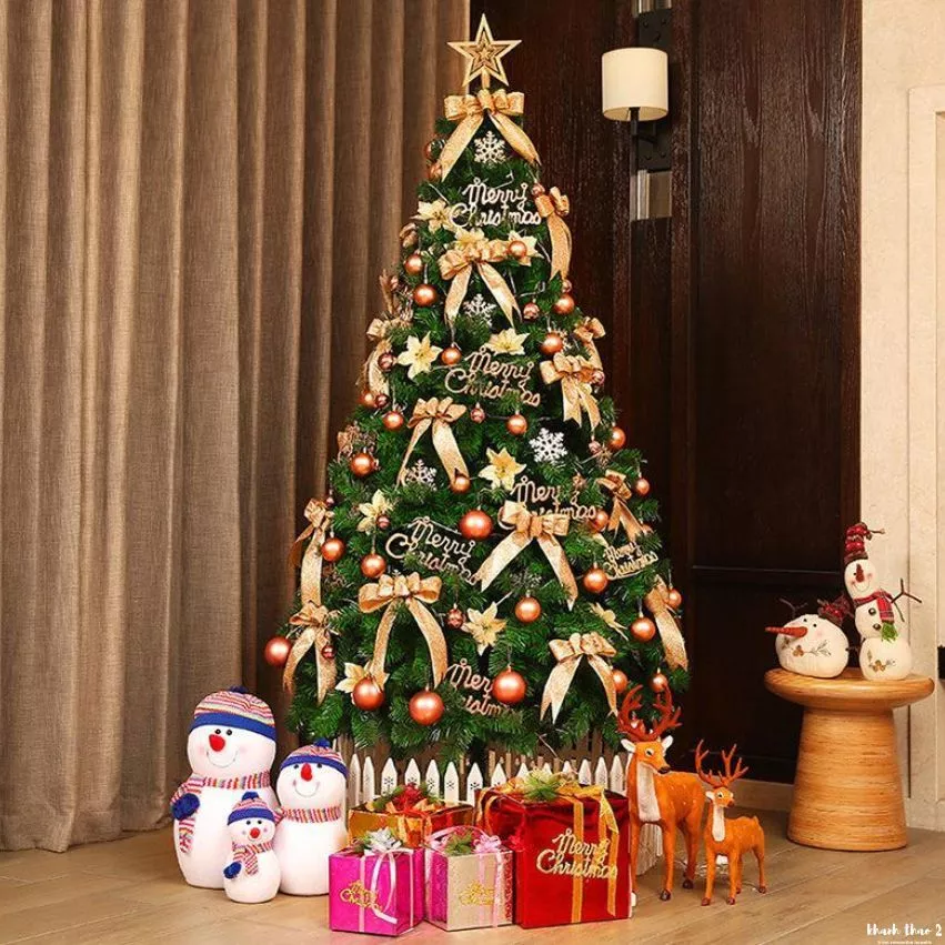 Cây Thông Noel 1m5, 1m8, 2m1 Tán Dày Đầy Đủ Phụ Kiện Trang Trí Cây Thông Noel Lấp Lánh Sáng Chói
