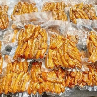 Chuối Sứ Sấy Dẻo Nguyên Trái - Túi Hút Chân Không 500gr