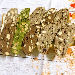 250Gr Bánh Biscotti mix 3 vị: vani, matcha, cacao