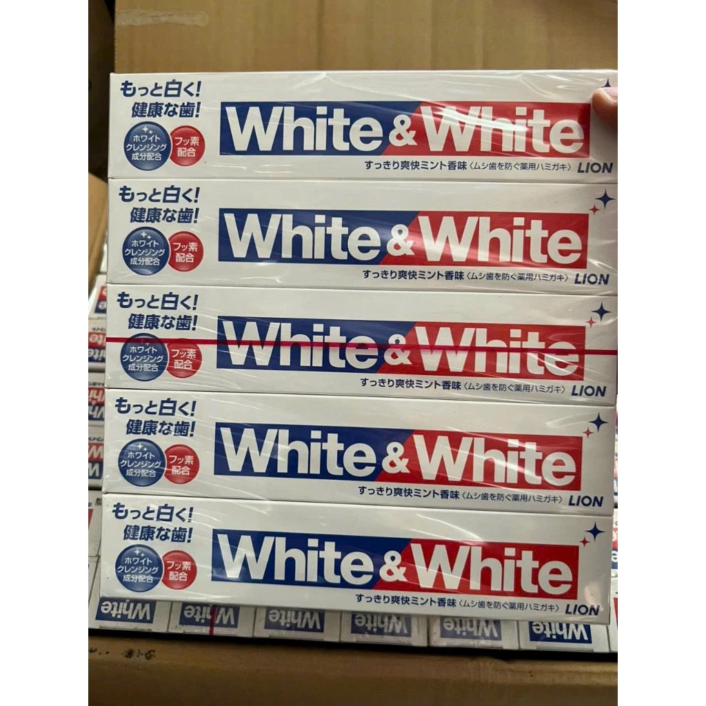 Kem đánh răng White & White Nhật Lion 150g