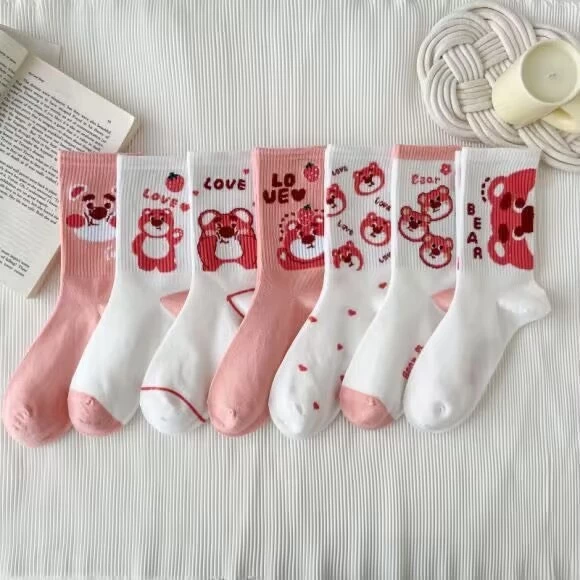 Set 5 đôi Vớ nữ cao cổ phong cách hàn quốc gam màu trắng hồng gấu dâu cute thời trang Tất cổ cao năng động trẻ trung