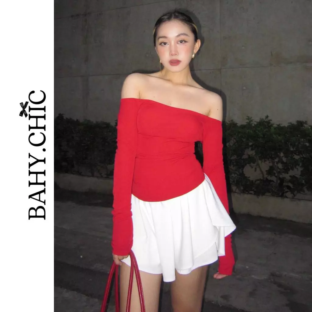 ( REDOUTFIT) Chân váy xoè bo chun + áo đỏ bẹt vai, phong cách thu đông