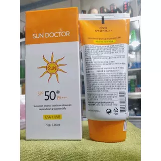 Kem chống nắng dưỡng trắng đã chức năng SUN DOCTOR 70g