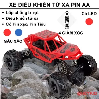 Đồ chơi xe ô tô điều khiển từ xa 4 chiều, điều khiển siệu nhạy pin cực trâu sạc xoay tròn 360 độ