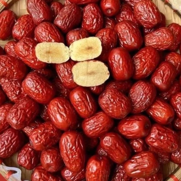 [Sẵn Hàng Mới ] Táo Đỏ Tân Cương 1kg Loại 1  thơm ngon hạt bé tí ti Đóng Túi Zip