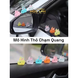 Mô hình thỏ và heo phát sáng - Charm dạ quang trang trí taplo ô tô