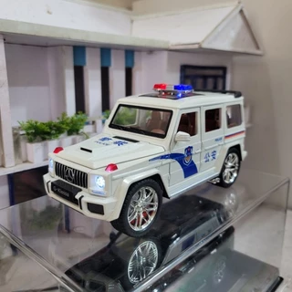 Mô hình xe cảnh sát Mercedes-Benz G63 AMG Police tỉ lệ 1/24 có đèn và còi hú chuyên dụng