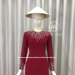 Áo dài trung niên Đinh Hương vải chiffon đỏ đô 4 tà đính kết họa tiết trắng bạc