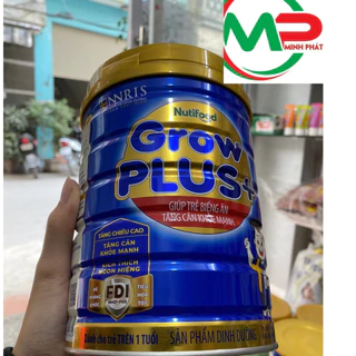 Sữa Bột Nutifood GrowPlus Xanh 900g