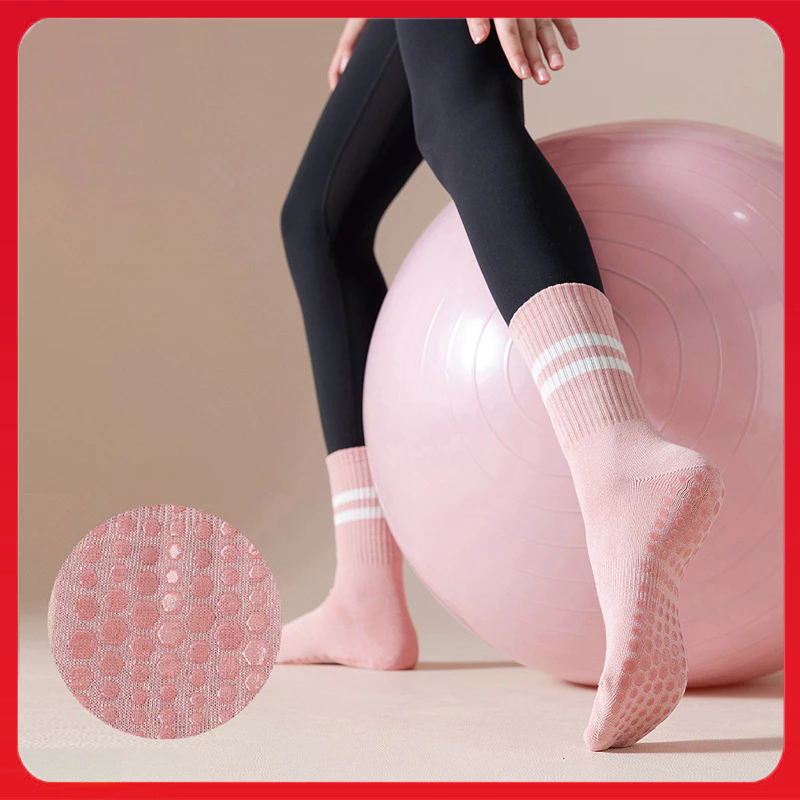 Tất thể thao nữ, freesize, chất liệu dệt kim từ sợi tổng hợp 98,3% Polyester + 1,7% Spandex TYG01
