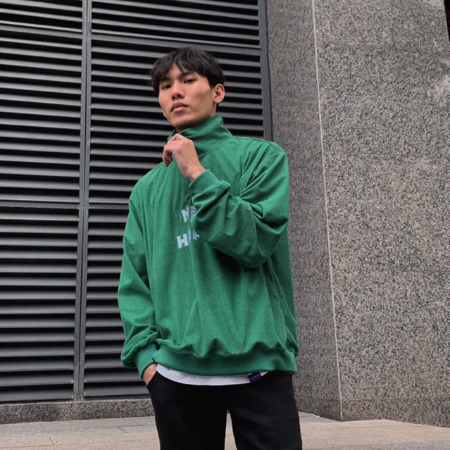 Áo sweater chất liệu nhung tăm VRWear màu xanh