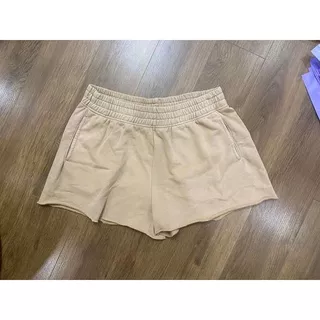 Quần shorts Ae L, XL