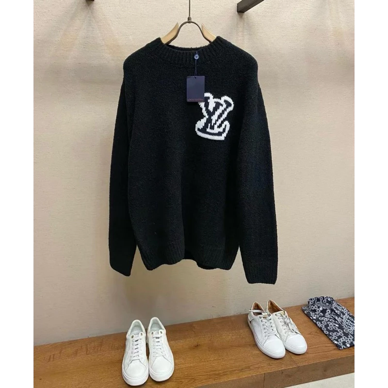 ⚡️[Hight Quality] - Áo Len Lv - Len Lv Crew Neck Chữ Dệt Thêu Black Lông Xù Nhẹ - Chuẩn Loại 1 Hàng QCC