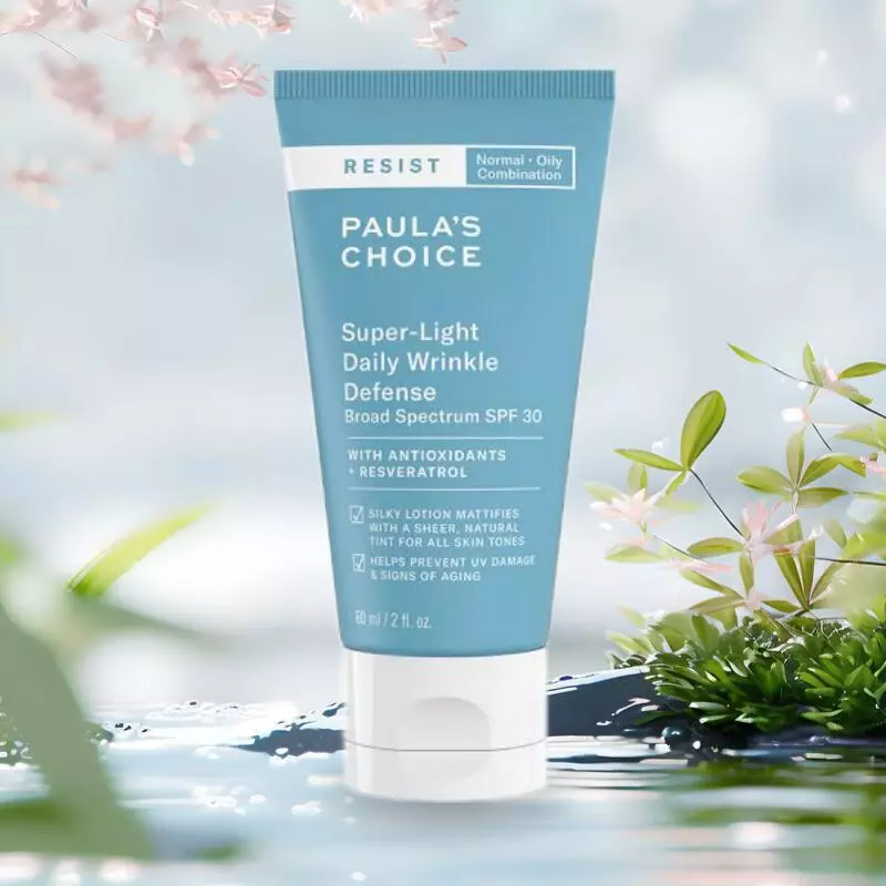 Kem Chống Nắng Dưỡng Da Mềm Mịn Paula's Choice  Light Daily Wrinkle Defense Resist Super  SPF30