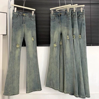 Quần Bò Nữ Ống Loe, Quần Jeans Nữ Ống Loe Rách 2 Mảng Nhẹ Cá Tính Dễ Phối Đồ Đ24
