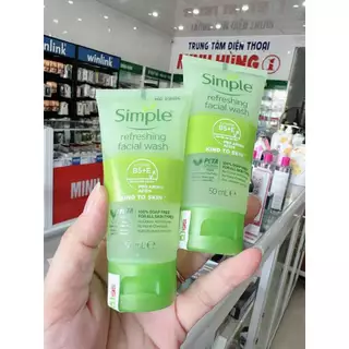 Sữa Rửa Mặt Simple Refreshing Facial Wash Mini 50ml - Dịu Nhẹ Cho Da Dầu Mụn, Nhạy Cảm