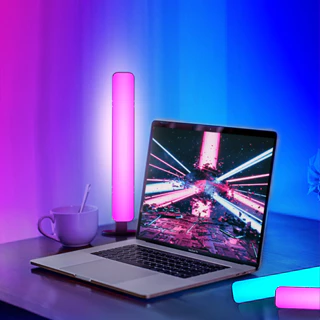 Cây Đèn LED RGB Hắt Tường Trang Trí PC & Ô Tô Và Decor Phòng Cực Kì Đẹp Chỉnh Màu Và Chế Độ Nháy Qua Remote Cao 33cm.