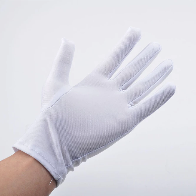 Đôi găng tay trắng vải polyester dùng khi giới thiệu trưng bày sản phẩm, tham gia nghi lễ, làm đồ handmade, DIY
