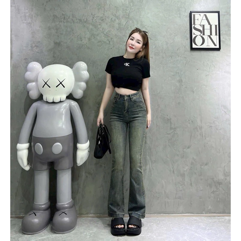 Quần jeans nữ ống loe dài 100cm lai 3p màu nhạt dơ đồng🌷KLii jeans