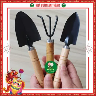 Combo 3 món dụng cụ làm vườn mini cán gỗ chắc chắn  (Xẻng xới, cào đất, làm cỏ, trồng cây )