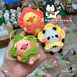 móc khoá móc len Amigurumi crochet bé heo gà panda đeo ngôi sao