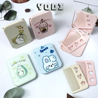 Hộp gương mini kèm lược, nhỏ gọn bỏ túi tiện lợi họa tiết hoạt hình dễ thương, gương trang điểm gấp gọn tiện lợi