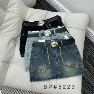 CHÂN VÁY JEANS NGẮN KÈM ĐAI MIU HÀNG QCL1 MS26189