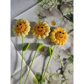 Hoa hướng dương mặt cười len dùng làm quà tặng, trang trí
