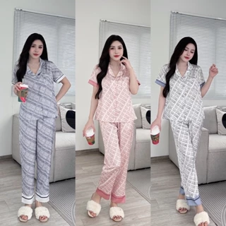 Bộ mặc nhà Pyjama chất lụa Tea Store áo cộc quần dài họa tiết chữ Tea mới