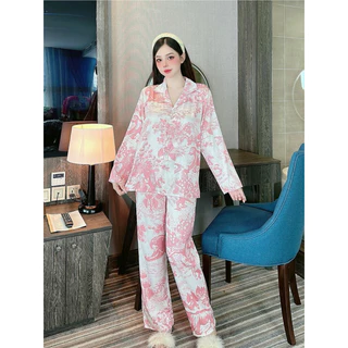 Đồ Bộ Pijama Nữ,Lụa Tơ Xước,Tay Dài,Cổ Pizama In Hình Rừng Màu Hồng Sang Trọng Có Bigsize