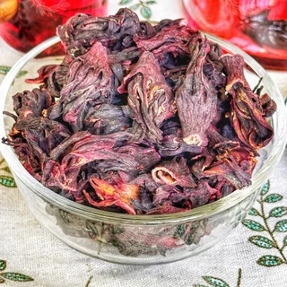 Trà Hoa Atiso Đỏ/ Bông Hibiscus (Hoa Bụp Giấm) - Chai Thủy Tinh Cao Cấp 220gr