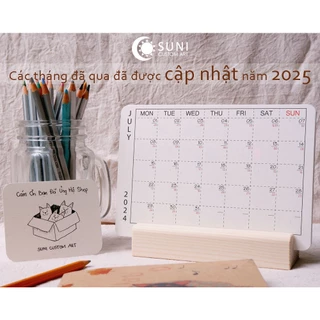 LỊCH ĐỂ BẢN ĐẾ GỖ BASIC 2024 - THIẾT KẾ TỐI GIẢN - LỊCH CÓ GHI CHÚ THEO NGÀY  [CÓ CẬP NHẬT 2025 CHO CÁC THÁNG ĐÃ QUA]