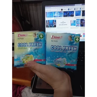 Băng Vệ Sinh Diana Siêu Mỏng Cánh Sensi Cool Fresh 23cm