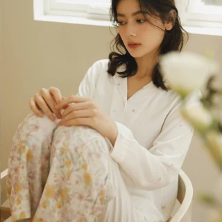 Bộ Pyjama Hoa Tay Dài Đồ Ngủ Mặc Nhà / Floral On White PJ Set - After Bath PJ074