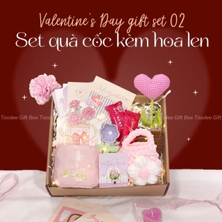 Set quà Valentine Cốc sứ kèm thìa, hoa len và thiệp tặng sinh nhật, bạn gái, bạn bè, người yêu Toodee Gift Box VLT02