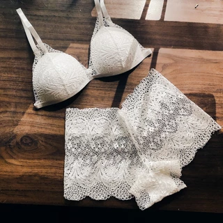 Bộ đồ lót nữ màu trắng quần đùi với thiết kế của nhà MINLINGERIE với chất liệu ren co giãn