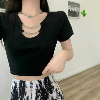 Áo thun tay ngắn phối xích dáng croptop