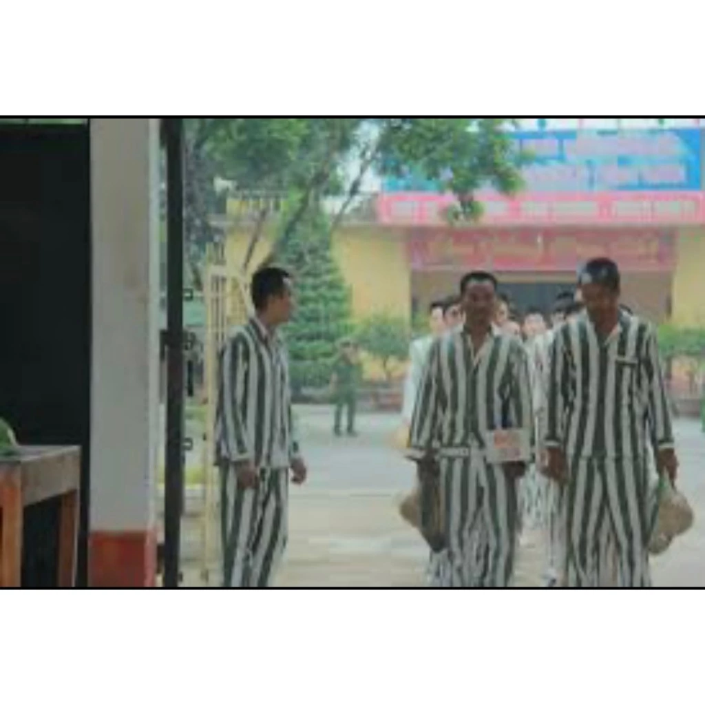Bộ Đồ Ngủ Dài Tay Kẻ Sọc Phù Hợp Được Cả Nam Và Nữ Mặc Nhà Hay Đi Dạo Đi Chơi Đều Đẹp( BỘ KẺ SỌC) Y47