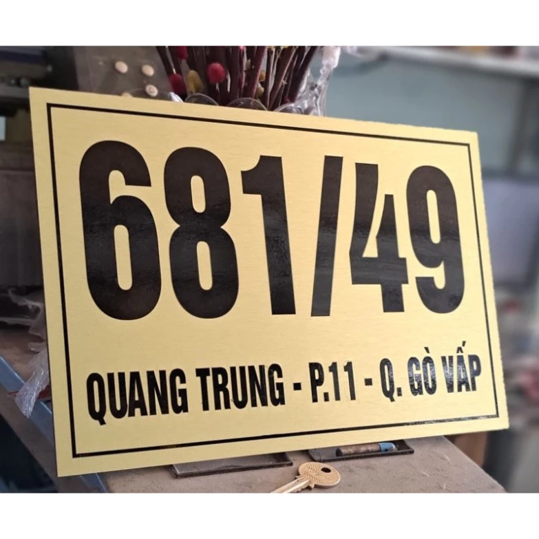 Bảng số nhà, bảng phòng ban, bảng công ty...  alu vàng xước, trắng xước.